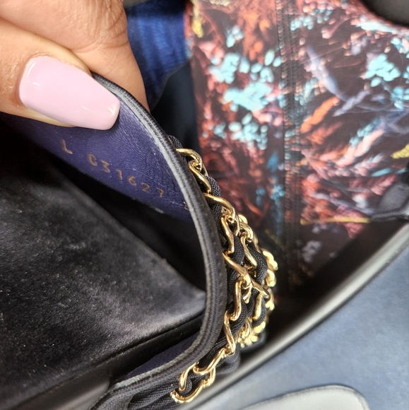 CHANEL slides - Picture 7 of 15